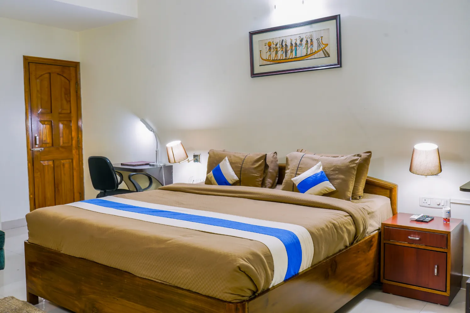 Hotel Service and Ambiance